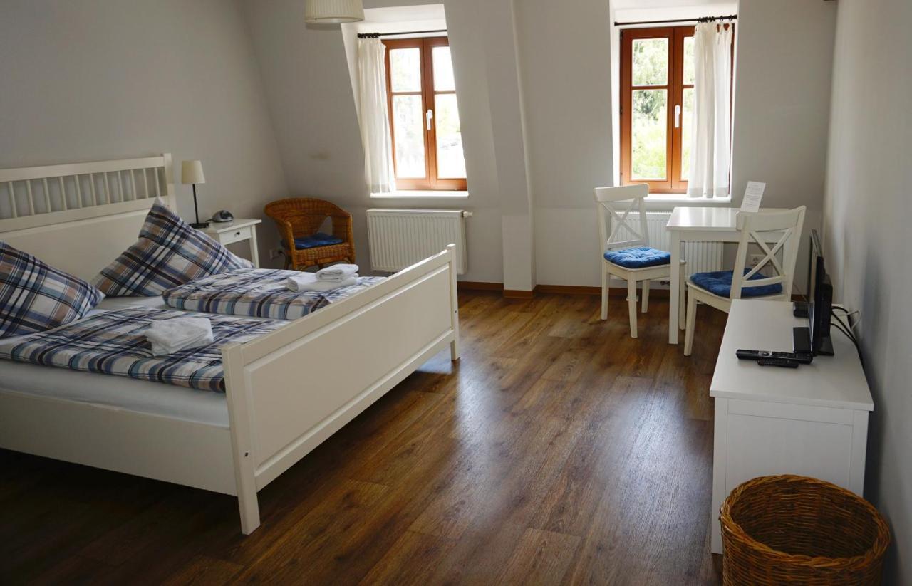 Pension Scharfe Ecke Otel Görlitz Dış mekan fotoğraf